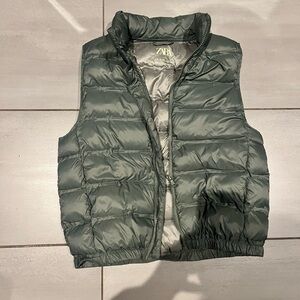 Zara Green Boys Puffer Vest Size 9-10